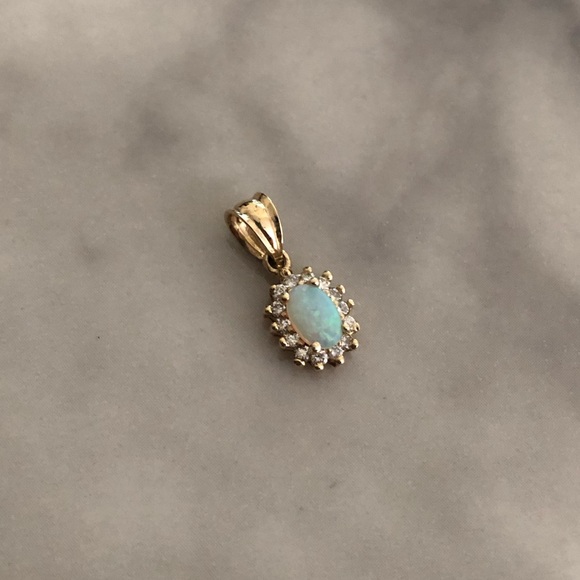 14KT Gold Diamond and Opal Pendant - Picture 1 of 3